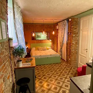La Porta , Lucca Italy