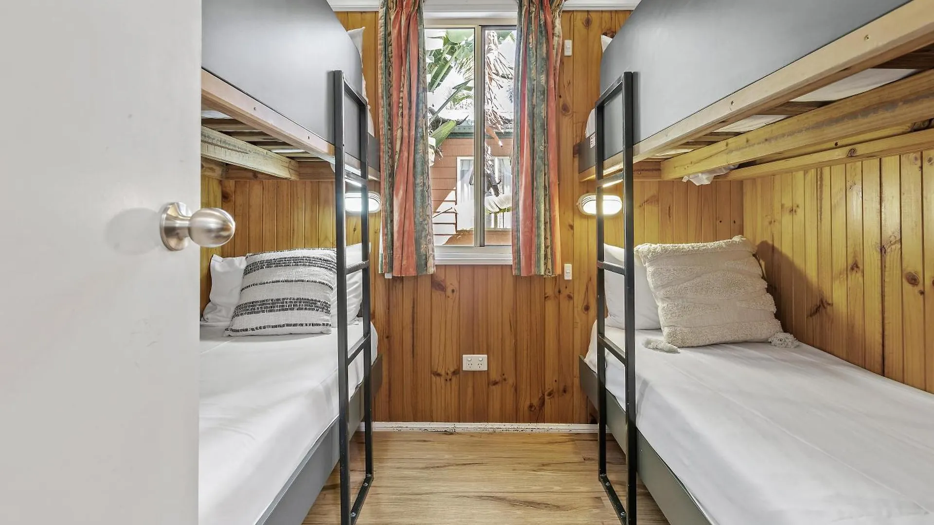 Tasman Holiday Parks - Airlie Beach Australia