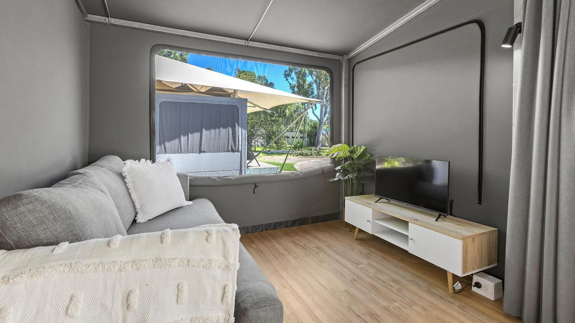 Tasman Holiday Parks - Airlie Beach