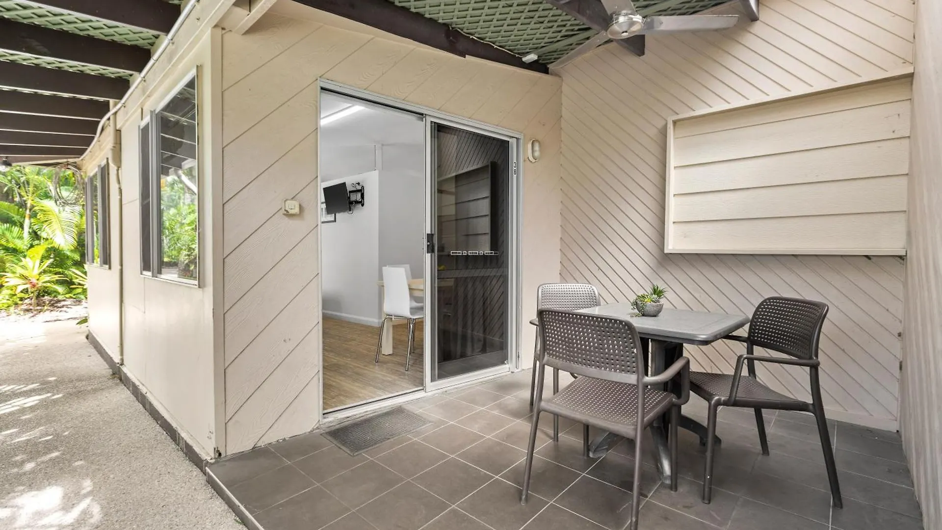 Tasman Holiday Parks - Airlie Beach